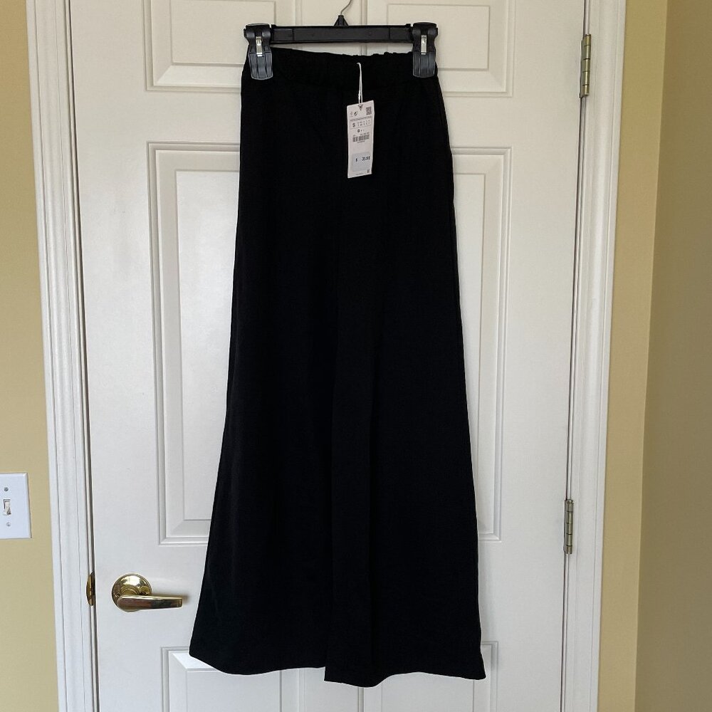 NWT ZARA High Waisted Wide Leg Flowy Knit Black Pants Trousers - Size S